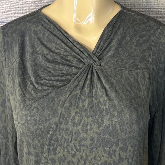 XCVI Twist Front Long Sleeve Olive Green Leopard Print Top SZ Medium NWT - Picture 3 of 9